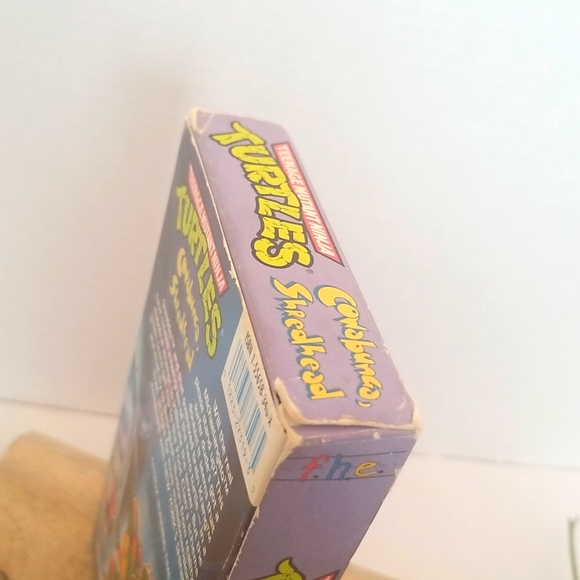 Vintage Teenage Mutant Ninja Turtles "Cowabunga Shredhead" VHS - Picture 6 of 7